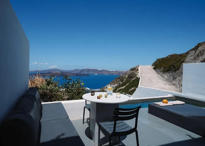 Santonero Akrotírion